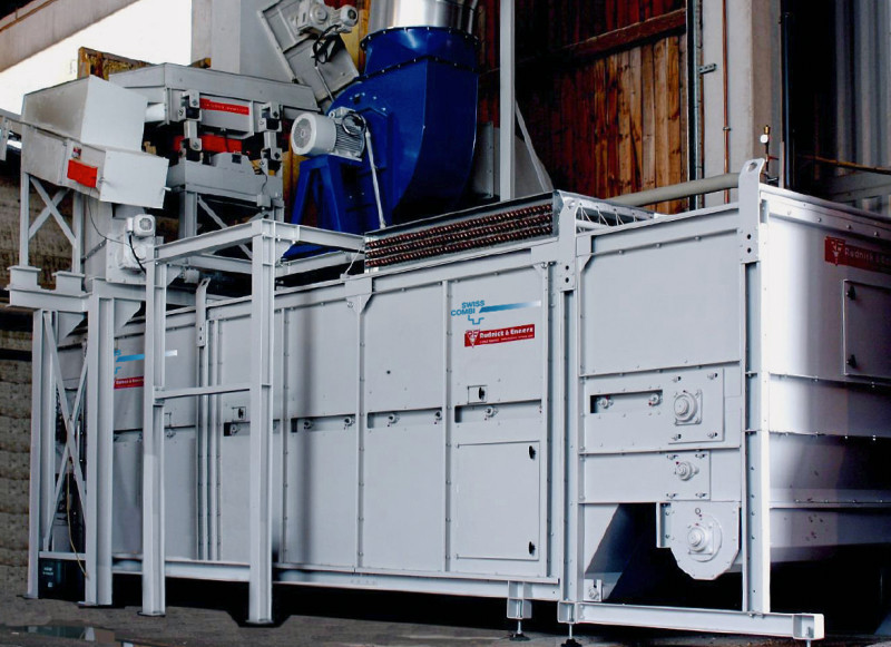 The SWISS COMBI belt dryer is also available as a 2-metre-wide compact system.